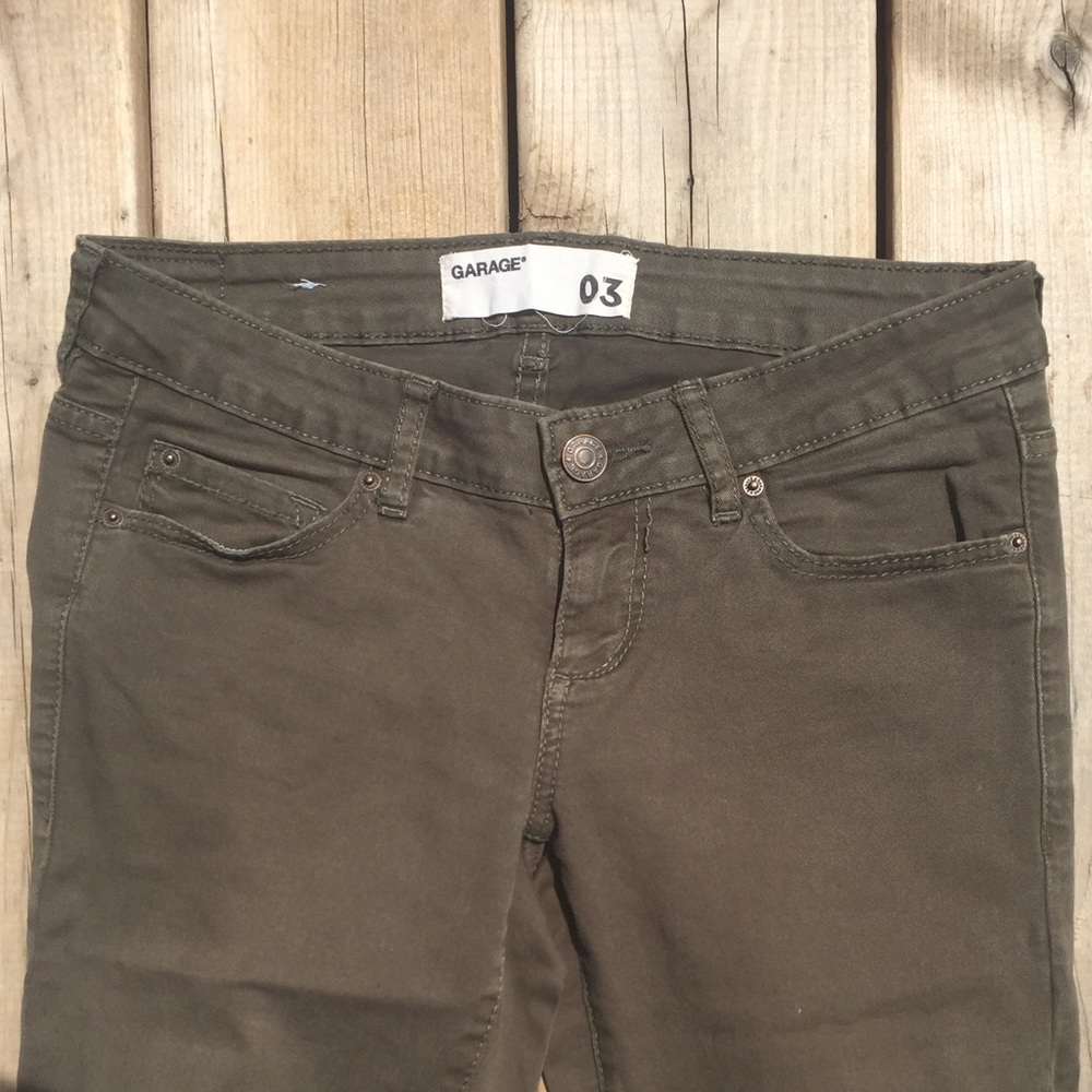 Low Rise Garage Jeans - Picture 2 of 3